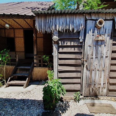 Sunset Moyo Bungalows Moyo Island Exterior photo