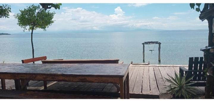 Sunset Moyo Bungalows Moyo Island Exterior photo